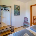 Moderne Maisonette Mit Garten *