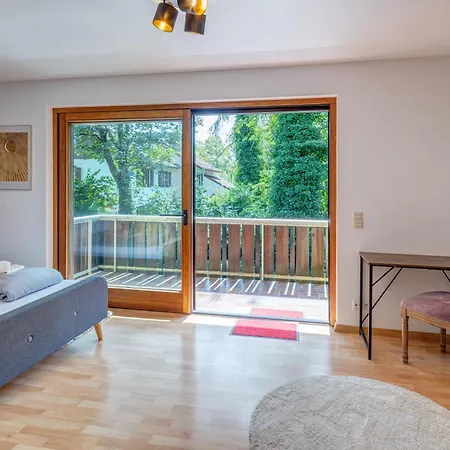 Διαμέρισμα Moderne Maisonette Mit Garten
