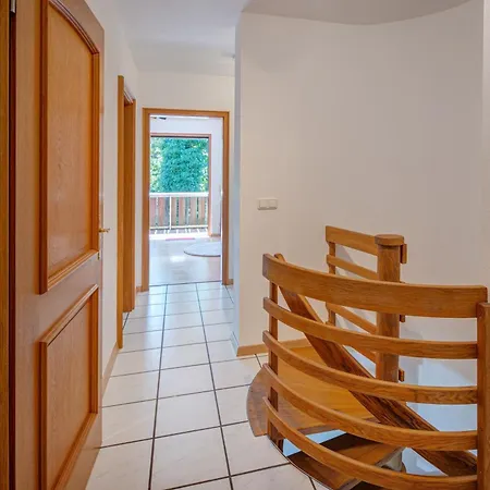 Moderne Maisonette Mit Garten Apartment *