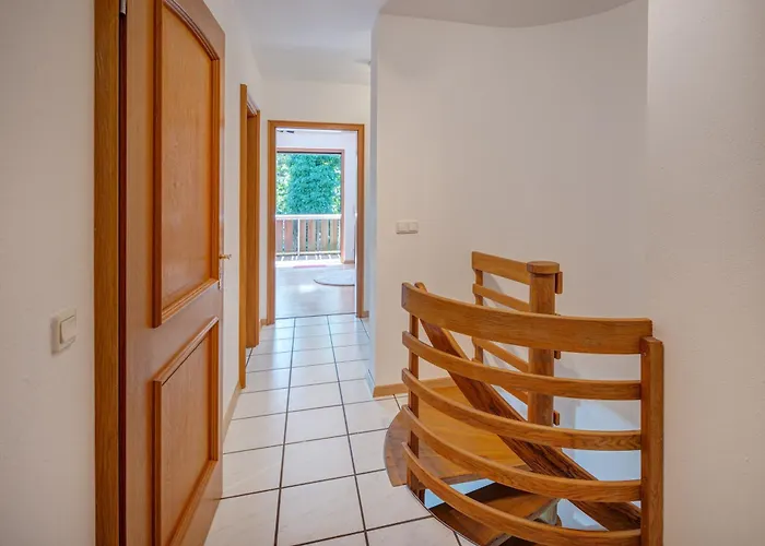 Moderne Maisonette Mit Garten Апартаменты *