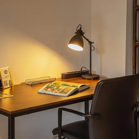 Moderne Maisonette Mit Garten Apartman Unterschleißheim